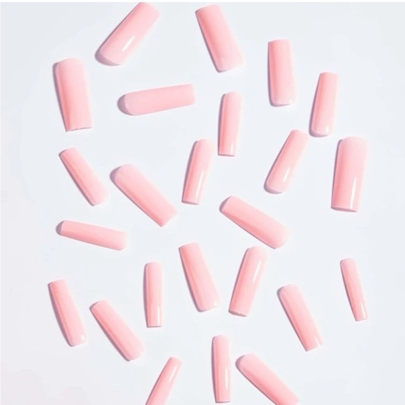 Extra Long Professional Nails, Beautiful pink color! - Picture 4 of 4